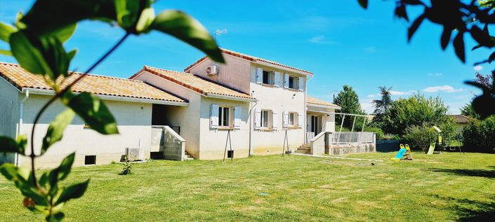 Image No.6-4 Bed House for sale