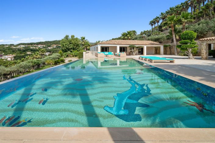 Image No.21-6 Bed House for sale