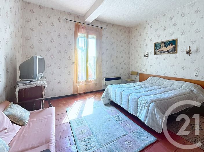 Image No.20-3 Bed House for sale
