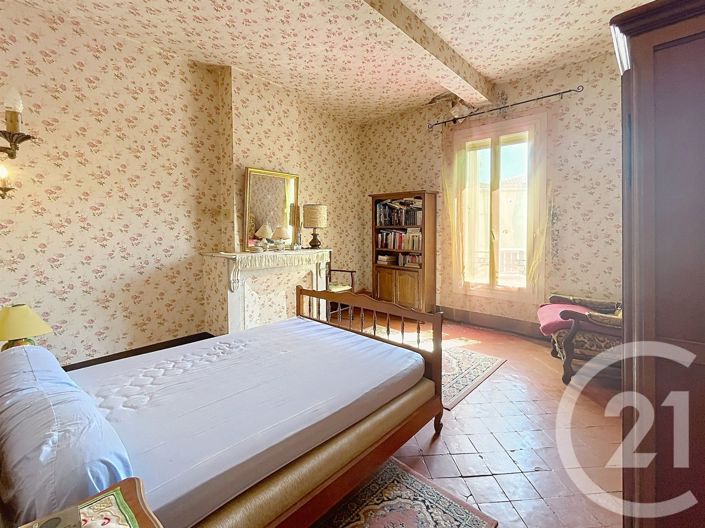 Image No.24-3 Bed House for sale