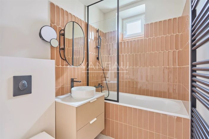 Image No.10-3 Bed Apartment for sale