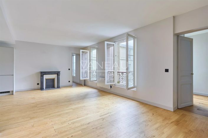 Image No.3-3 Bed Apartment for sale