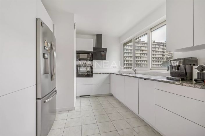 Image No.11-4 Bed Apartment for sale