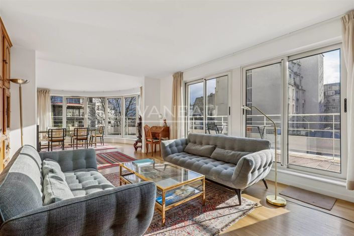 Image No.2-4 Bed Apartment for sale