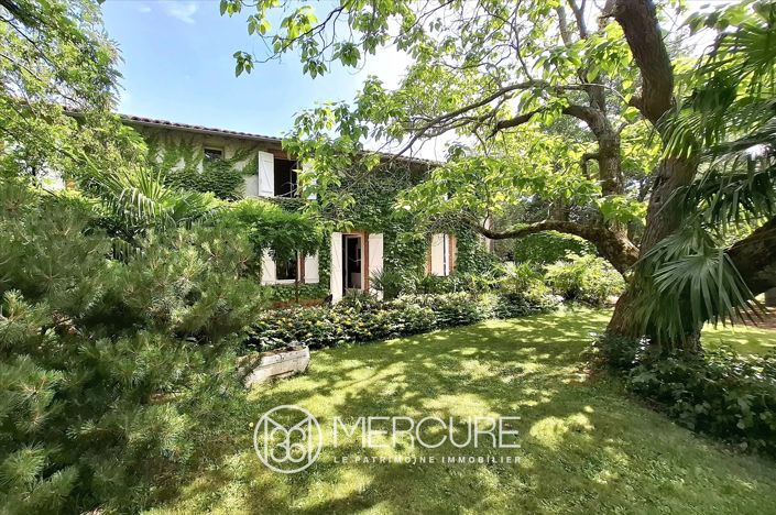 Image No.2-4 Bed House for sale