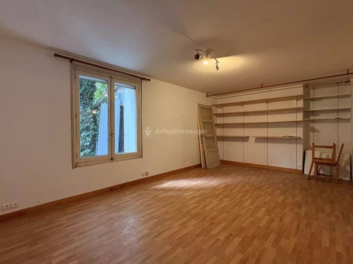 Image No.13-4 Bed House for sale