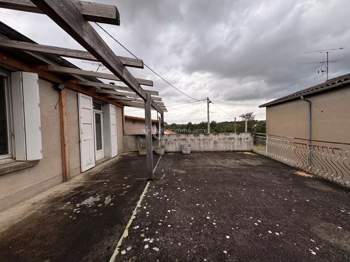 Image No.2-4 Bed House for sale