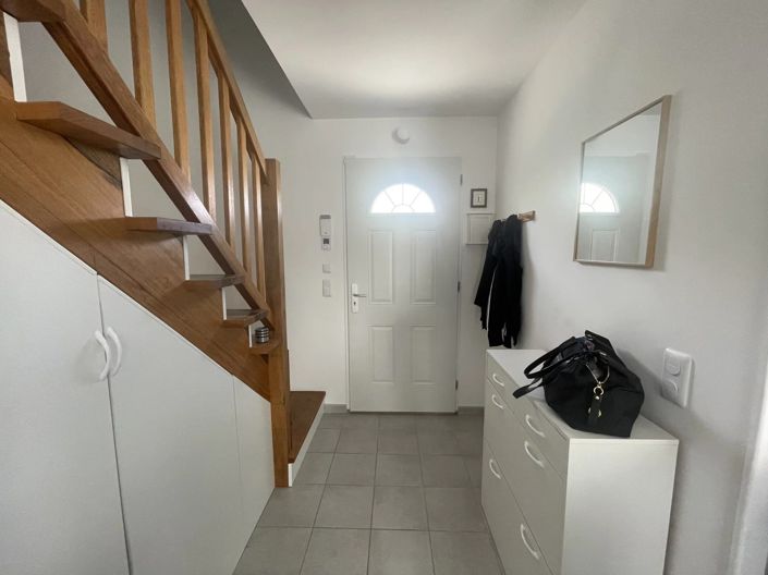 Image No.7-2 Bed House for sale