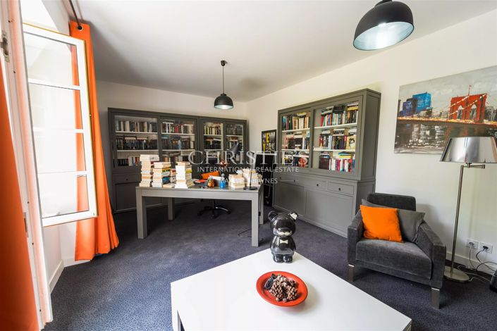 Image No.19-4 Bed House for sale