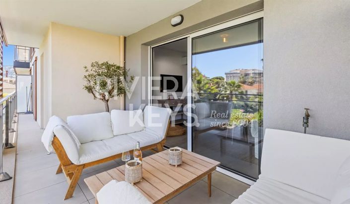 Image No.26-2 Bed Apartment for sale