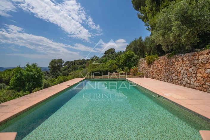 Image No.10-4 Bed House for sale