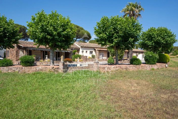 Image No.12-7 Bed House for sale