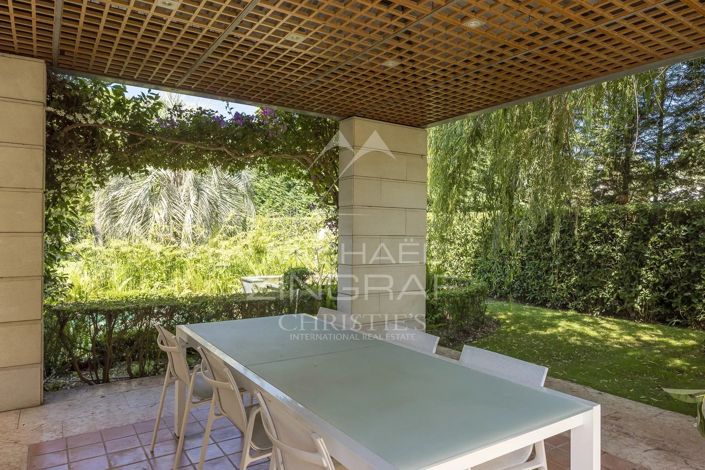 Image No.22-5 Bed House for sale