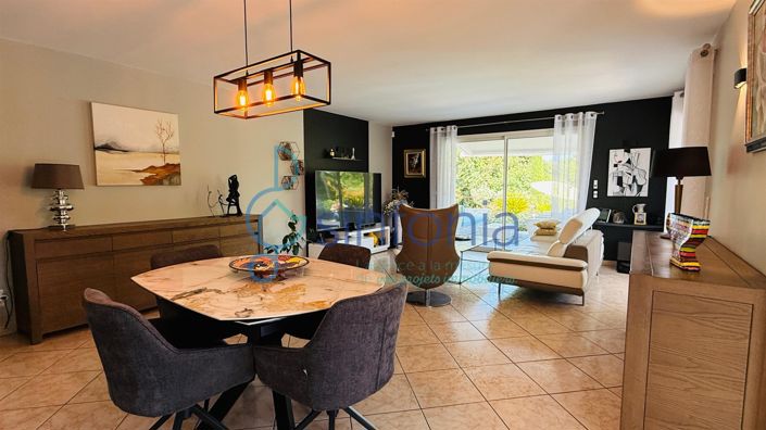 Image No.16-3 Bed House for sale