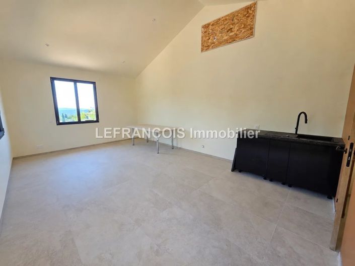 Image No.13-4 Bed House for sale