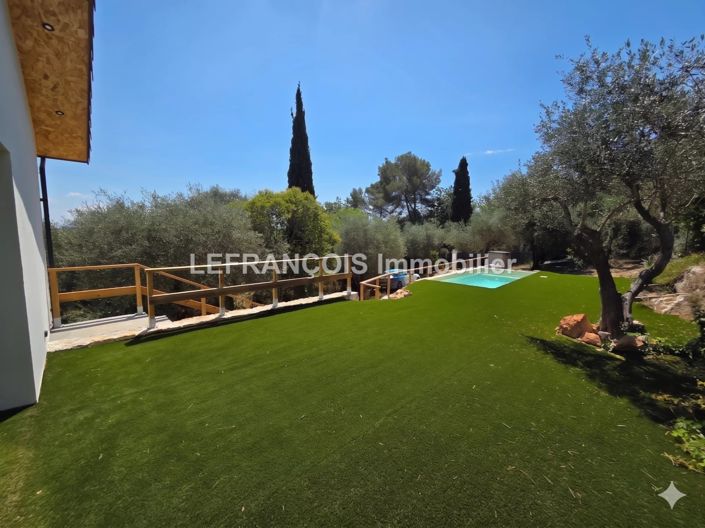 Image No.3-4 Bed House for sale