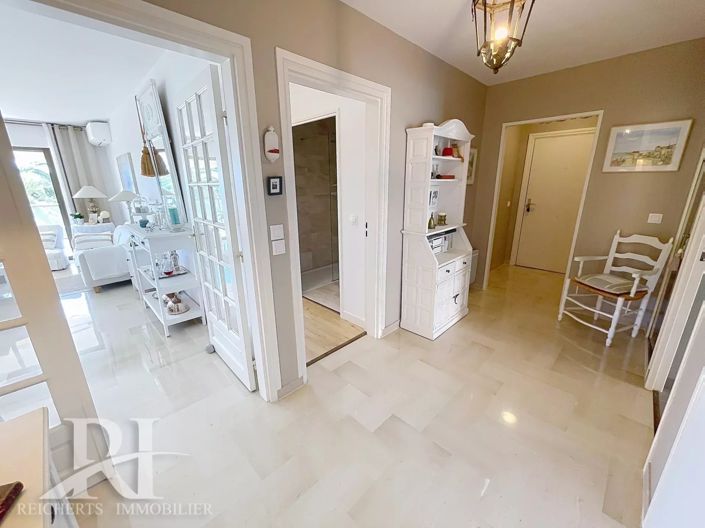 Image No.15-2 Bed Apartment for sale