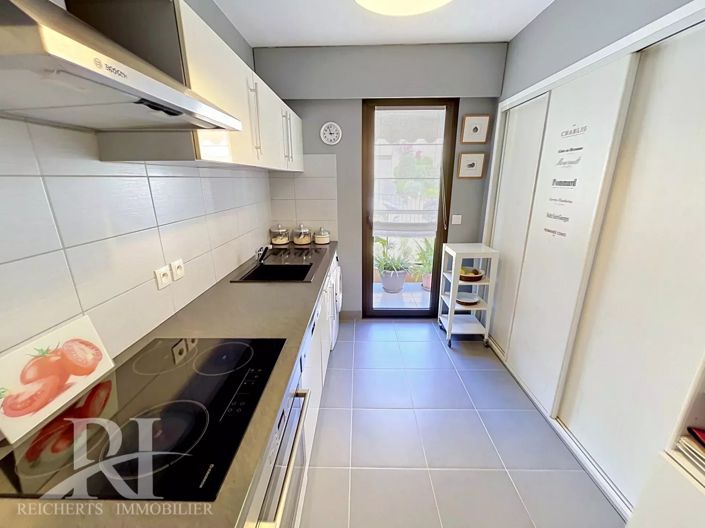 Image No.17-2 Bed Apartment for sale