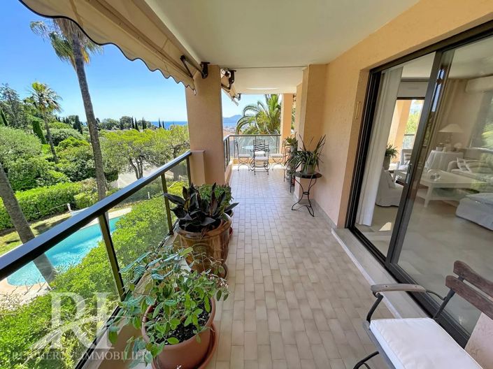 Image No.18-2 Bed Apartment for sale