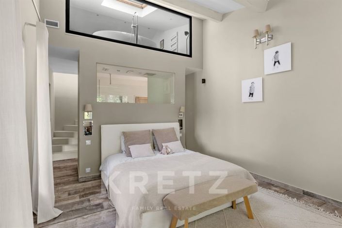 Image No.7-4 Bed House for sale