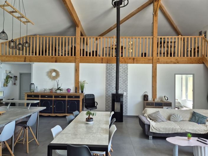 Image No.5-7 Bed House for sale