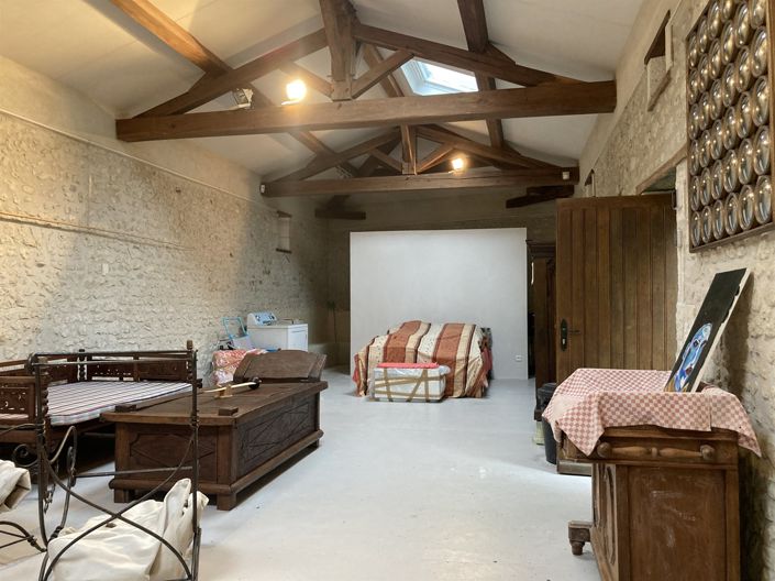 Image No.9-4 Bed House for sale