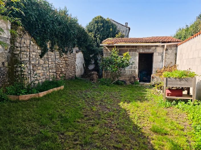 Image No.12-3 Bed House for sale