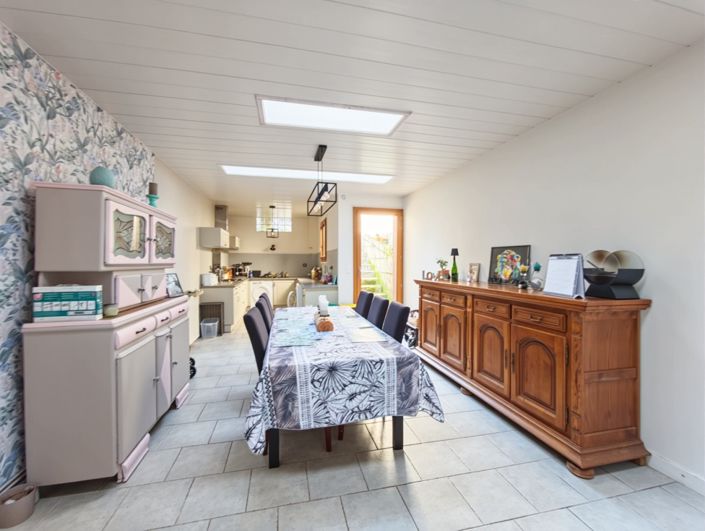 Image No.5-3 Bed House for sale