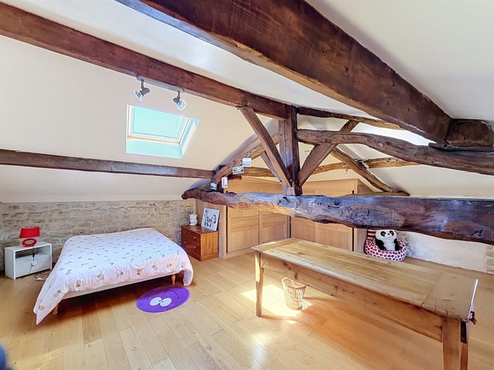 Image No.13-4 Bed House for sale