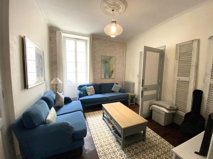 Image No.7-5 Bed House for sale