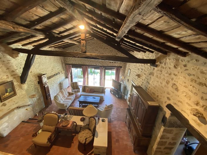 Image No.7-4 Bed House for sale