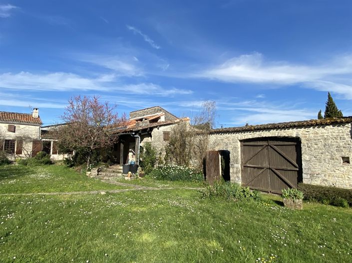 Image No.9-6 Bed House for sale