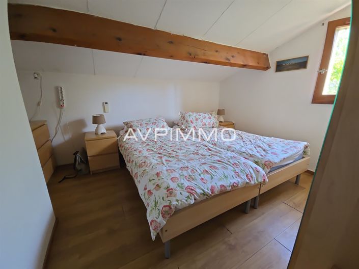 Image No.4-1 Bed House for sale