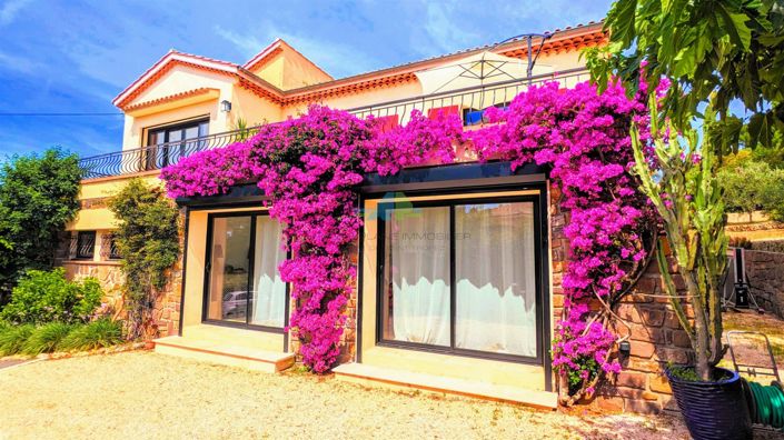 Image No.2-5 Bed House for sale