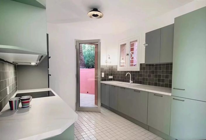 Image No.3-3 Bed House for sale