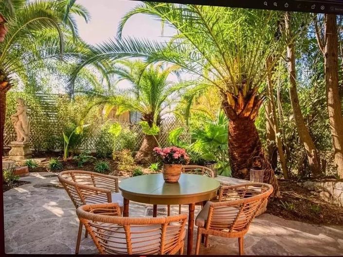 Image No.6-3 Bed House for sale