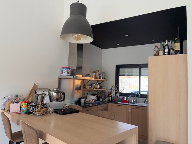 Image No.8-3 Bed House for sale
