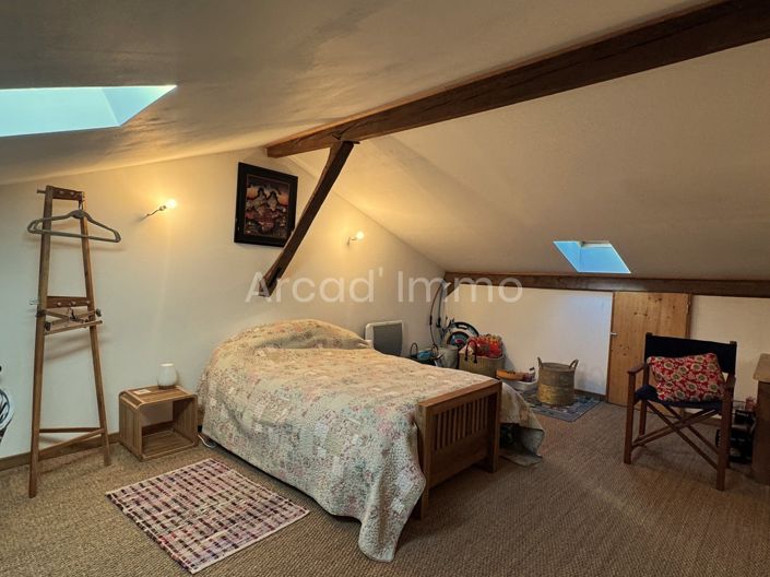 Image No.8-2 Bed House for sale