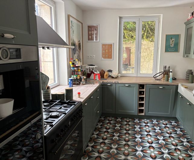 Image No.5-5 Bed House for sale