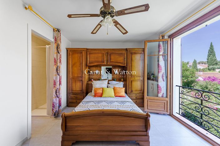 Image No.11-5 Bed House for sale