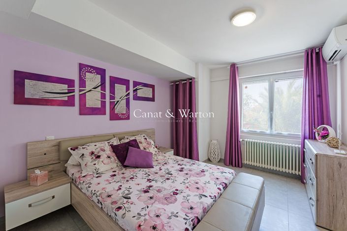 Image No.13-5 Bed House for sale