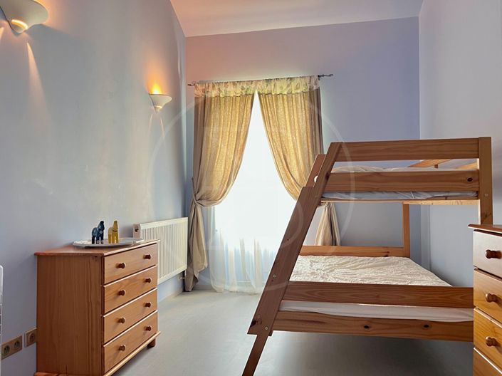 Image No.13-6 Bed House for sale