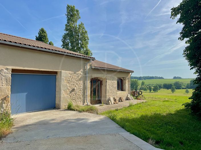 Image No.17-6 Bed House for sale