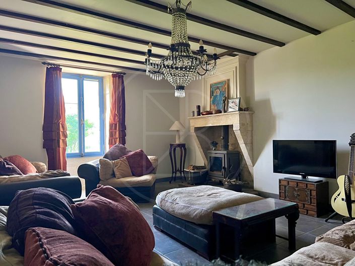 Image No.5-6 Bed House for sale