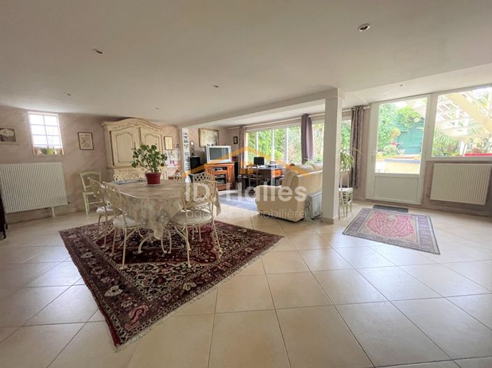 Image No.14-5 Bed House for sale