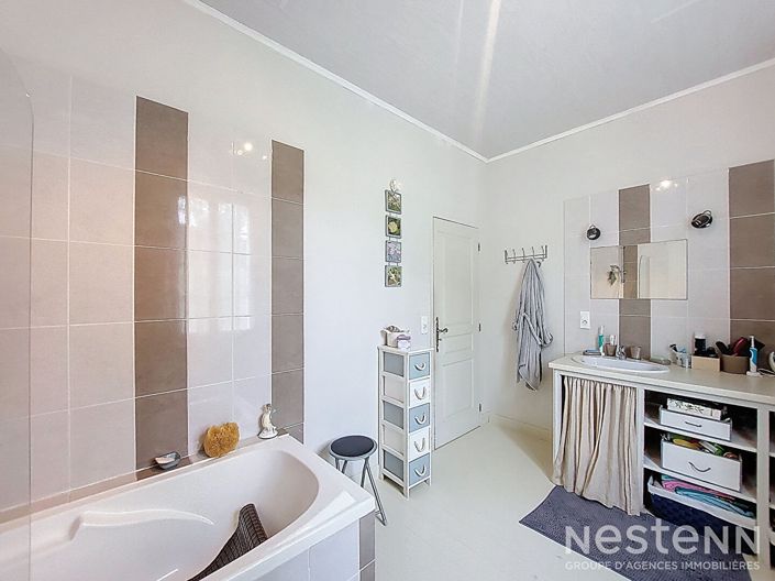 Image No.14-4 Bed House for sale