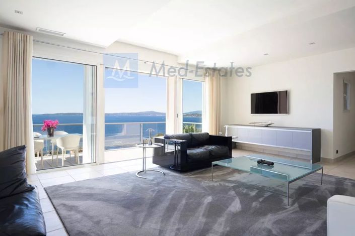 Image No.4-3 Bed House for sale