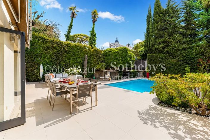 Image No.2-4 Bed Property for sale