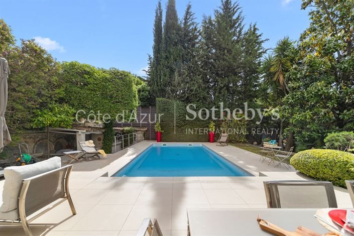Image No.5-4 Bed Property for sale