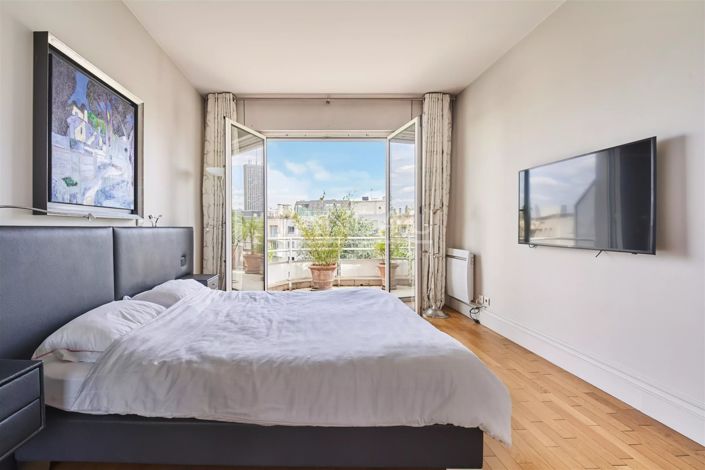 Image No.16-4 Bed Apartment for sale
